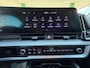 Kia Sportage 1.6 T-GDi Hybrid DynamicPlusLine TREK GEWICHT 1650 KG | LEDER | AWD | 360 GRADEN CAMERA | HARMAN/KARDON | ELEKTRISCH VERSTELBARE STOELEN | STOELVERWARMING | STUURVERWARMING | STOELKOELING | PANORAMADAK | NAVIGATIE | LED | DODEHOEK DETECTIE | APPLE CARPLAY / ANDROID AUTO | ADAPTIEVE CRUISECONTROL | FABRIEK GARANTIE 7 JAAR |