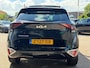 Kia Sportage 1.6 T-GDi Hybrid DynamicPlusLine TREK GEWICHT 1650 KG | LEDER | AWD | 360 GRADEN CAMERA | HARMAN/KARDON | ELEKTRISCH VERSTELBARE STOELEN | STOELVERWARMING | STUURVERWARMING | STOELKOELING | PANORAMADAK | NAVIGATIE | LED | DODEHOEK DETECTIE | APPLE CARPLAY / ANDROID AUTO | ADAPTIEVE CRUISECONTROL | FABRIEK GARANTIE 7 JAAR |