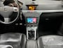 Opel Astra GTC 1.6 Temptation|Nw Distri|Carplay|Camera|Stoelverw.|Leder|Airco|Onderhouden