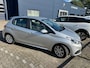 Peugeot 208 1.2 PureTech Blue Lion | Navigatie | Trekhaak | 1e eigenaar | Dealer Onderhouden | | Achterbank in delen neerklapbaar | Airco | Apple Carplay/Android Auto|telefoonintegratie premium