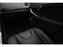 Volvo V40 Cross Country 2.0 T4 Nordic+ | LEDER | PANO | CAMERA | NL-AUTO | TREKHAAK