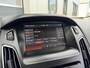 Ford Focus Wagon 1.0 Titanium Edition | Navigatie | Cruise | Climate | Sensoren | Trekhaak