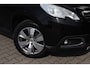 Peugeot 2008 1.2 PureTech Style | Pano | Navi | Lichtmetaal |