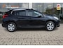 Peugeot 2008 1.2 PureTech Style | Pano | Navi | Lichtmetaal |