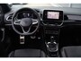Volkswagen T-Roc 1.5 TSI R-Line | ACC | Camera | Trekhaak | Fabrieksgarantie