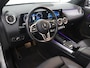 Mercedes-Benz EQA 250 Business Solution Luxury 67 kWh | Achteruitrijcamera | Extra getint glas | Sfeerverlichting | Stoelverwarming |