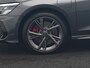 Audi A3 Sportback 45 TFSI e S Line PHEV 245pk Dealer O.H. | Adaptive Cruise | Camera | Sportstoelen Verwarmd | Apple Carplay | Blis | Navigatie | DAB | Virtual | 18" L.M