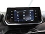 Peugeot 2008 130PK Active Pack | 1ste eigenaar | Parkeersensoren | Climate Control | Cruise Control | AppleCarPlay/AndroidAuto | LED lampen | 16"LMV | Isofix | DAB Radio | lederen Stuurwiel |