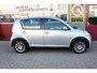 Daihatsu Sirion 2 1.0-12V 100th. Anniversary O.a: Airco, Radio/CD, A.B, L.M, 4-seiz, Rijklaar. Etc. All-in prijs!