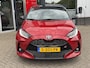 Toyota Yaris 1.5 Hybrid GR Sport PANORAMA DAK 18 INCH LICHT METALEN VELGEN STOEL/STUUR VERWARMING HEAD UP DISPLAY BI-TONE.