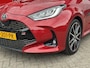 Toyota Yaris 1.5 Hybrid GR Sport PANORAMA DAK 18 INCH LICHT METALEN VELGEN STOEL/STUUR VERWARMING HEAD UP DISPLAY BI-TONE.