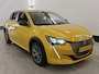 Peugeot e-208 EV 50 kWh 136pk Allure Pack | SOH 90% | Connect 3D Nav | Camera | LED | PDC | CarPlay | Getint glas | 16" All Season