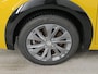 Peugeot e-208 EV 50 kWh 136pk Allure Pack | SOH 90% | Connect 3D Nav | Camera | LED | PDC | CarPlay | Getint glas | 16" All Season