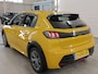 Peugeot e-208 EV 50 kWh 136pk Allure Pack | SOH 90% | Connect 3D Nav | Camera | LED | PDC | CarPlay | Getint glas | 16" All Season