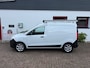 Dacia Dokker Van 1.5 dCi 75pk Ambiance/ Imperiaal/ Trekhaak/ Airco/ Vloer + wandplaten/ Navigatie/ Bluetooth/ 1 Eigenaar/ NAP