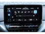 Volkswagen ID.4 Life 77 kWh | SOH 92% | Trekhaak | Parkeersensoren | Stoelverwarming | LED Koplampen | Lichtmetalen Velgen 19 inch | Cruise Control Adaptief | Navigatie | Apple Carplay | Android Auto | DAB