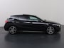 Mercedes-Benz A-klasse 180 AMG Line | Night | Panoramadak | Stoelverwarming | Widescreen |
