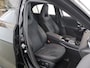Mercedes-Benz A-klasse 180 AMG Line | Night | Panoramadak | Stoelverwarming | Widescreen |