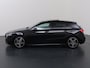 Mercedes-Benz A-klasse 180 AMG Line | Night | Panoramadak | Stoelverwarming | Widescreen |
