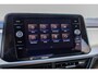 Volkswagen T-Roc 1.5 TSI 150pk DSG Life Edition | Achteruitrijcamera | Stoelverwarming | Trekhaak