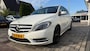 Mercedes-Benz 200-Serie B Klasse Ambition auto loopt op 3 cill