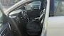Mercedes-Benz 200-Serie B Klasse Ambition auto loopt op 3 cill