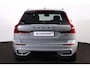 Volvo XC60 T6 Recharge AWD Plus Black Edition - Panorama/schuifdak - IntelliSafe Assist & Surround - 360º Camera - Harman/Kardon audio - Verwarmde voorstoelen, stuur & achterbank - Parkeersensoren voor & achter - Elektr. bedienb. voorstoelen met geheugen - Head up display - Draadloze tel. lader - Extra getint glas - 21' LMV