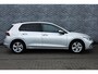Volkswagen Golf 1.0 eTSI DSG Life Business | Achteruitrijcamera | Parkeersensoren | Climate Control | Keyless Entry | Cruise Control Adaptief | LED Koplampen | Stoelverwarming | Navigatie Discover Pro | Apple Carplay | Android Auto