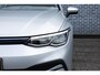 Volkswagen Golf 1.0 eTSI DSG Life Business | Achteruitrijcamera | Parkeersensoren | Climate Control | Keyless Entry | Cruise Control Adaptief | LED Koplampen | Stoelverwarming | Navigatie Discover Pro | Apple Carplay | Android Auto