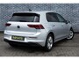 Volkswagen Golf 1.0 eTSI DSG Life Business | Achteruitrijcamera | Parkeersensoren | Climate Control | Keyless Entry | Cruise Control Adaptief | LED Koplampen | Stoelverwarming | Navigatie Discover Pro | Apple Carplay | Android Auto