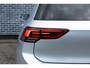Volkswagen Golf 1.0 eTSI DSG Life Business | Achteruitrijcamera | Parkeersensoren | Climate Control | Keyless Entry | Cruise Control Adaptief | LED Koplampen | Stoelverwarming | Navigatie Discover Pro | Apple Carplay | Android Auto