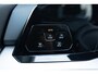 Volkswagen Golf 1.0 eTSI DSG Life Business | Achteruitrijcamera | Parkeersensoren | Climate Control | Keyless Entry | Cruise Control Adaptief | LED Koplampen | Stoelverwarming | Navigatie Discover Pro | Apple Carplay | Android Auto