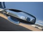 Volvo V60 T8 Plug-in hybrid AWD Plus Dark | Panoramadak | Trekhaak | Verwarmbare voorstoelen, achterbank en stuurwiel | Head-up display | 360 graden camera | Premium audio by Harman Kardon |