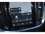 Volvo V60 T8 Plug-in hybrid AWD Plus Dark | Panoramadak | Trekhaak | Verwarmbare voorstoelen, achterbank en stuurwiel | Head-up display | 360 graden camera | Premium audio by Harman Kardon |