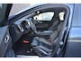 Volvo V60 T8 Plug-in hybrid AWD Plus Dark | Panoramadak | Trekhaak | Verwarmbare voorstoelen, achterbank en stuurwiel | Head-up display | 360 graden camera | Premium audio by Harman Kardon |