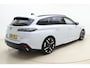 Peugeot 308 SW 1.6 Plug-in Hybrid 195 GT | 360 graden vision pack | Focal audio systeem | Panoramadak | Adaptive cruise control met stop & go | Climate control | Apple Carplay/Android Auto
