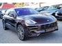 Porsche Macan 3.6 Turbo Exclusive Performance Edition 441PK | Dealer onderhouden | Mahagoni Metallic | Sport uitlaat | ACC | Pano