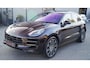 Porsche Macan 3.6 Turbo Exclusive Performance Edition 441PK | Dealer onderhouden | Mahagoni Metallic | Sport uitlaat | ACC | Pano