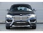 BMW X1 sDrive20i Orange Edition | Panoramadak | Head-up | Camera | DAB |