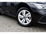Volkswagen Golf 1.0 eTSI DSG Life | Navigatie Discover Media | Apple Carplay | Android Auto | LED Koplampen | Cruise Control Adaptief | Climate Control | Lichtmetalen Velgen