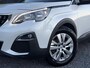 Peugeot 3008 1.2 PureTech Active ✓D-riem vv in 2023✓360° Camera✓Carplay✓Navi✓131pk✓Clima✓Cruise✓Trekhaak✓Dealer Onderhouden✓Bj 11-2019✓Lm velgen✓6 Bak✓Pdc✓N.A.P✓Apk tot 06-2027