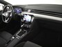 Volkswagen Passat Variant 1.5 TSI R-Line Business +150PK DSG/AUTO | Trekhaak afneembaar | Camera | Navigatie | App connect | verwarmde stoelen met massage | DAB | LED | 19"LMV