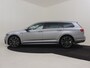 Volkswagen Passat Variant 1.5 TSI R-Line Business +150PK DSG/AUTO | Trekhaak afneembaar | Camera | Navigatie | App connect | verwarmde stoelen met massage | DAB | LED | 19"LMV