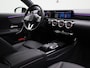 Mercedes-Benz A-klasse 180 Business Solution Luxury | Apple Carplay / Android Auto | Sfeerverlichting | Achteruitrijcamera | Parkeersensoren | Stoelverwarming |
