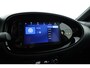 Toyota Aygo X 1.0 VVT-i MT Envy | Rijklaar! | Adapt. Cruise | Two-Tone | Camera | Stoelverw. | Navi | Keyless | Apple CarPlay | All Season