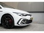 Volkswagen Golf 2.0 TSI GTI | Pano | H&K | Stoelverwarming/verkoeling | Black Pack | Dodehoek | Leder |
