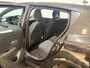 Dacia Sandero 90PK TCe Expression Automaat | Cruise Control | Parkeersensoren | Apple Carplay/Android Auto | Bluetooth | Armsteun | LED Koplampen | Licht & Regen Sensor |