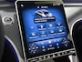 Mercedes-Benz C-klasse 300 e Business Solution Luxury | Winterpakket | Trekhaak | Panoramaschuifdak | Warmtewerend, donkergetint glas | GUARD 360° Plus | Sierdelen diamantpatroon zilvergrijs | 18 inch vijf-dubbelspaaks lichtmetalen velgen |