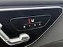 Mercedes-Benz C-klasse 300 e Business Solution Luxury | Winterpakket | Trekhaak | Panoramaschuifdak | Warmtewerend, donkergetint glas | GUARD 360° Plus | Sierdelen diamantpatroon zilvergrijs | 18 inch vijf-dubbelspaaks lichtmetalen velgen |
