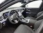 Mercedes-Benz C-klasse 300 e Business Solution Luxury | Winterpakket | Trekhaak | Panoramaschuifdak | Warmtewerend, donkergetint glas | GUARD 360° Plus | Sierdelen diamantpatroon zilvergrijs | 18 inch vijf-dubbelspaaks lichtmetalen velgen |